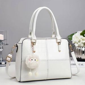 Bolsos de Mano Impermeables de PU con Colgante Gratis, Bolsos Casuales para Mujer, Bolsos Cruzados con Correa de Hombro Extraíble - Product Image 6