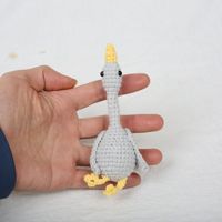 Porte-clés Mignon en Laine au Crochet en Forme d'Oie, Poupée Amigurumi Tricotée, Jouet Fait Main, Porte-clés pour Couples, Cadeau Amusant, Porte-clés Oie Blanche