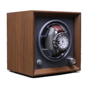 Bán Sỉ Hộp Đựng Đồng Hồ Con Quay Hồi Chuyển Tự Động Bằng Gỗ Óc Chó Sang Trọng An Toàn Bằng Gỗ Hộp Đựng Đồng Hồ Xoay Với Đèn Xanh Dương - Product Image 4