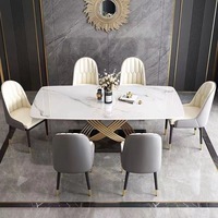 Ensemble de table et chaises de salle à manger rectangulaire moderne de luxe avec plateau en marbre, 4 à 6 places, design italien en métal doré pour salle à manger et cuisine