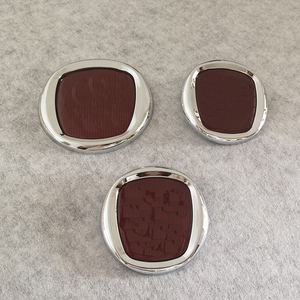 Emblema Logo Stemma Griglia Accessorio <span class=keywords><strong>FIAT</strong></span> 500/500x/500l/124/125/Palio/<span class=keywords><strong>Punto</strong></span>/Tipo/Panda/Doblo/Argo, Decalcomania per Carrozzeria Auto in Plastica e Metallo Rossa - Product Image 6