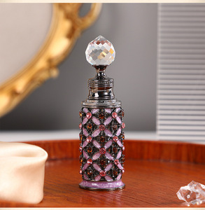 Venta al por mayor de lujo de joyería artesanal botellas de aceite esencial de Oriente Medio árabe 12ML botellas de aceite esencial - Product Image 5