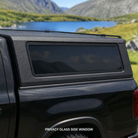 Couverture de benne rigide pour camionnette avec barre de feux stop LED et vitre de confidentialité noire mate pour pick-up de taille moyenne