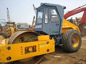 Compactadora Vibratoria Usada Bomag BW213 217 219 Alemania Bomag BW213 BW217 BW211D 219D Rodillo Vibratorio Usado para Venta - Product Image 5