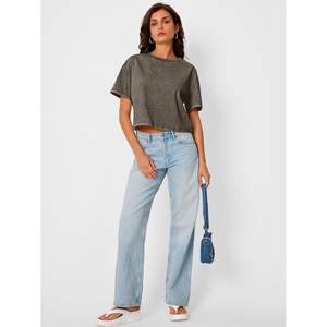 2025 Tops cortos personalizados con lavado ácido para mujer, cómodas camisetas holgadas de manga corta, talla XS para entrenamiento de verano o ropa informal - Product Image 4