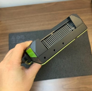 การ์ดจอเดสก์ท็อป Single Blower Turbo GTX 1080 Ti 11GB GDDR5X ระบายความร้อนด้วยเซิร์ฟเวอร์ สำหรับเล่นเกม 4K การเรนเดอร์ และการประมวลผล AI - Product Image 4