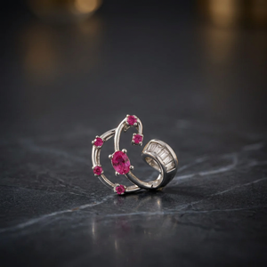 Bague élégante pour femme en argent 925 Art Palace avec saphir ovale et diamants baguette effilés sertis à griffes - Product Image 3