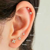 Boucles d'oreilles clous hypoallergéniques mini trèfle à quatre feuilles, étanches, en cuivre plaqué or véritable, zircon, bijoux confortables pour dormir, pour femmes