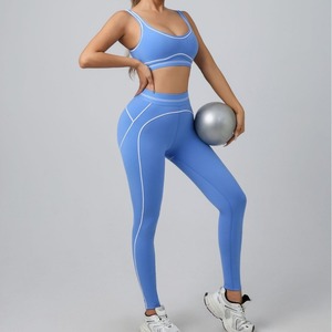 Großhandel Mode Yoga-Kleidung Pilates Elastische Nahtlose Gerippte Maßgefertigte Hochwertige Damen-<span class=keywords><strong>Leggings</strong></span> 2-teiliges Set - Product Image 4