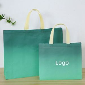 Sacs non tissés laminés thermocollés personnalisables en stock pour cadeaux de Noël, vente en gros d'usine, estampage à chaud transfrontalier - Product Image 2