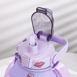 Botella de Agua Motivacional de Plástico con Forma de Cartón Cuadrado de 1500 ml y 50 oz, con Pajita y Correa, Éxito de Ventas en <span class=keywords><strong>Shopee</strong></span> 2022 - Product Image 4