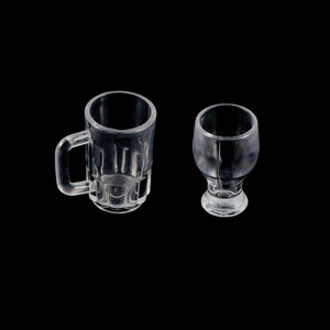 Vente en gros de nouveaux mini-tasses à bière simulées, accessoires miniatures pour maison de poupée - Product Image 3
