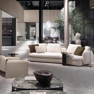 Sofá Seccional en Forma de L de Cuero Genuino Poliformm Saint Germain, Patas de Acero Inoxidable, Estilo Italiano Sofisticado - Product Image 2