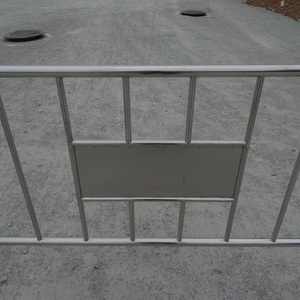 Barrière de sécurité routière en acier inoxydable de 1000 mm avec 38 tubes, pour contrôle des foules, stationnement et protection IP65 - Product Image 6