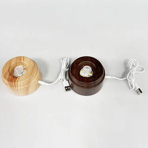 Luce LED USB Personalizzata con Base in Legno, Sfera di Cristallo 3D Incisa al Laser, Piccola Luce Notturna con Motivo del Sistema Solare - Product Image 6
