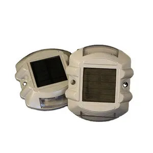 Perno de carretera LED con energía Solar súper brillante con luces de advertencia de tierra IP68 Seguridad de tráfico avanzada Perno de carretera de herradura pernos solares