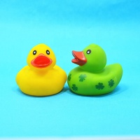 Assortiment flottant de bébé en PVC promotionnel en gros écologique en vrac jouet de canard de bain en caoutchouc