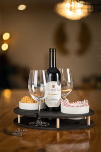 Sofá de madera maciza personalizado Snack Butler organizador y portabotellas sofá de bambú bandeja de comida titular - Product Image 3