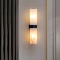 Applique murale en laiton et albâtre naturel espagnol, design minimaliste américain postmoderne, pour salon, chambre à coucher, éclairage de chevet