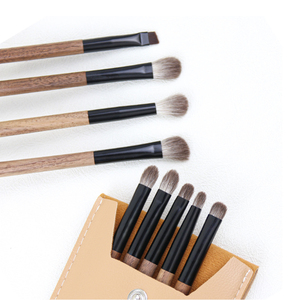 Ensemble de pinceaux de maquillage de luxe 9 pièces XGF en poils de chèvre doux et naturels, manche en bois de noyer, logo personnalisé - Product Image 4