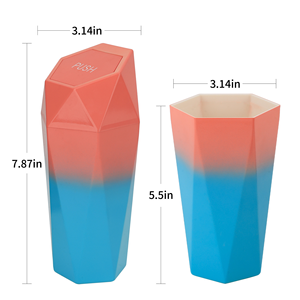 سلة مهملات صغيرة للسيارة، حاوية قمامة محمولة توضع في حامل الأكواب، سلة نفايات بلاستيكية صغيرة للسيارة - Product Image 2