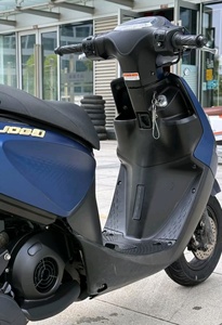Scooter de Gasolina Usado <span class=keywords><strong>JYM</strong></span> Yamaha Jog-i 125 125CC, Motocicleta de Ahorro de Combustible para Desplazamientos con Maletero Trasero, Zhejiang - Product Image 2