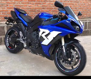 Moto sportive Yamaha1 YZF <span class=keywords><strong>R6</strong></span> 600cc : 4 cylindres refroidis par eau, luxe haut de gamme, puissance de piste et confort de conduite - Product Image 3