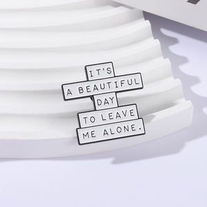 È una bella giornata per lasciarmi da solo spille smaltate divertenti citazioni sarcastiche distintivo decorazione spilla spilla regalo gioielli regali per amico - Product Image 3