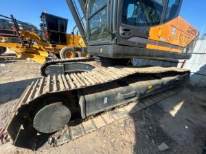 Excavadora Hyundai R300 9T de 30 Toneladas con Motor Cummins, Probada en Climas Húmedos y Lluviosos para la Construcción de Presas - Product Image 2