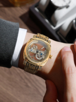 Mode nouveauté mâle montre mécanique en acier inoxydable papillon serrure squelette luxe populaire automatique montres transparentes