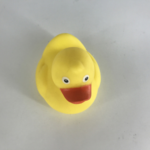 Venta al por mayor de diseño personalizado amarillo pato de goma lindo juguete de piscina flotante para bebés pequeños juguetes promocionales - Product Image 5