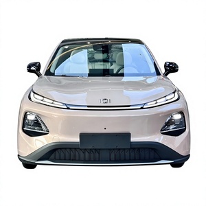 Autos Eléctricos Usados Tipo Sedán de 5 Asientos con Faros LED, Interior Iluminado, Volante a la Izquierda, Compactos, en Venta a Precios Accesibles - Product Image 1