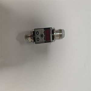 Capteur de pression Hydac EDS347-4-400-145, indice de protection IP65, robuste, industriel - Product Image 2
