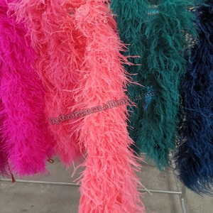 Écharpe en plumes d'autruche <span class=keywords><strong>rose</strong></span> pour femme, idéale pour les fêtes à domicile, mariages, décorations de Noël, projets DIY, vêtements, costumes, robes de danse et accessoires. - Product Image 3