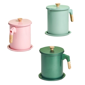 ที่กรองน้ำมัน1.7L 1.4L <span class=keywords><strong>หม้อ</strong></span>ภาชนะเก็บน้ำมันภาชนะใส่น้ำมันทำอาหารแบบเหล็กภาชนะใส่จาระบีเบคอนพร้อมตะแกรงละเอียด - Product Image 1