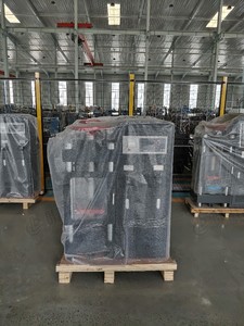 Máquina de Ensayo de Compresión Semiautomática 1000-3000kN CE EN ASTM para Bloques de Hormigón y Cubos - Product Image 2