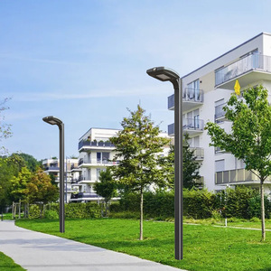 Lampe solaire de rue Juming 3m en aluminium LED pour extérieur, jardin, cour, parcs, zones résidentielles, routes, villas - Product Image 1