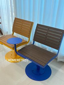 Chaise pivotante commerciale chaise en bois rotative extérieure moderne pour Cafe Hotel Plaza, siège de patio rotatif à 360 degrés avec accoudoir - Product Image 6