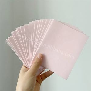 Hojas de secadora suavizante de telas sólidas desechables ecológicas con aromas personalizados para ropa con embalaje de papel de etiqueta privada - Product Image 1