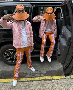 KY Orange abbigliamento patch <span class=keywords><strong>pantaloni</strong></span> in <span class=keywords><strong>pelle</strong></span> ricamati personalizzati <span class=keywords><strong>pantaloni</strong></span> sportivi impilati da uomo <span class=keywords><strong>pantaloni</strong></span> sportivi svasati da uomo - Product Image 4