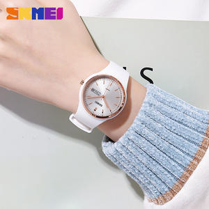 Reloj Skmei 2057, Oferta, Dorado, Cuarzo, Estilo Simple, Esfera Clásica, Aleación, Silicona, Reloj de Mujer - Product Image 6