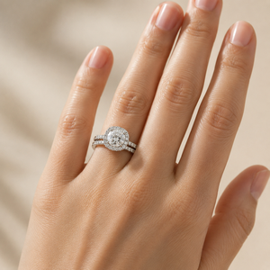 Set di Anelli Classici Stile Fidanzamento, Design Elegante per Donne - Product Image 2