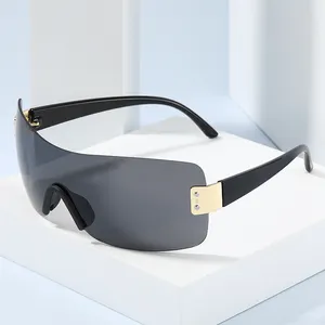 แว่นกันแดดแฟชั่นดีไซเนอร์2024แว่นกันแดด Y2k Uv400สำหรับผู้หญิงจัดส่งฟรีแว่นกันแดดผู้หญิงไร้ขอบสีชิ้นเดียว