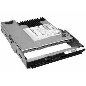 Original New NetApp E-X4043C 800GB SAS 12G <b>2.5</b>" <b>SSD</b> with 3.5" Caddy - Product Image 2
