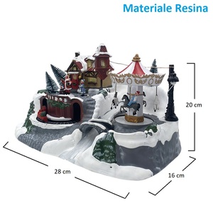 Village de Noël enneigé avec lumières, musique, carrousel, train en mouvement 31x19.5x21 cm - Product Image 2