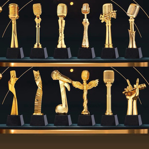 Trofeo della competizione di canto microfono di musica microfono d'oro per bambini buona voce host discorso recitazione nota metal - Product Image 2