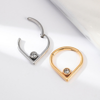 Anneaux de nez en acier inoxydable 316L en vrac Anneau de clicker de segment articulé en forme de coeur en or Pvd