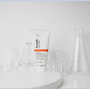 Espuma Facial Dermagen Acssak Acne Clear - Limpiador Facial con Ácido Salicílico para Piel Propensa al Acné, Enriquecida con Minerales con Efecto Blanqueador - Product Image 3