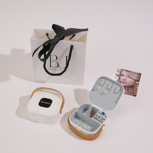 Custom Logo Small Travel Jewelry <b>Box</b> with Mirror <b>Removable</b> Divider Silicone Liner Jewelry Organizer Case for Women - Product Image 1