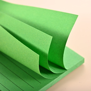 กระดาษโน้ตแบบมีกาวในตัว ลายเส้นเรียบง่าย แม่เหล็กติดได้ เป็นมิตรกับสิ่งแวดล้อม น่ารัก เหมาะสำหรับนักเรียน สีสะท้อนแสง รับทำโลโก้ตามสั่ง - Product Image 4